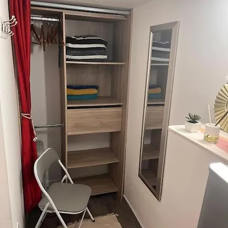 Apartment Idealement Situe Et Confortable